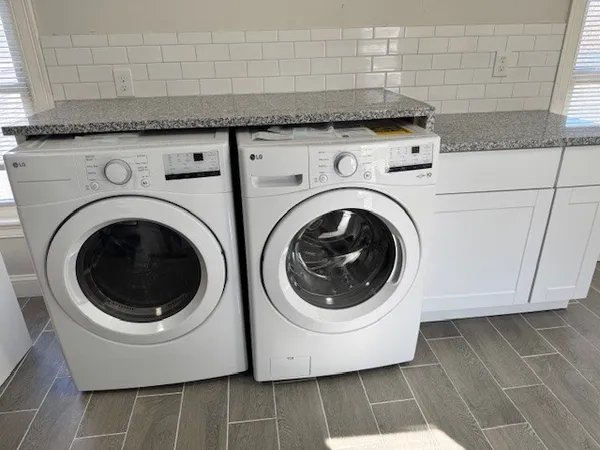 $2,900 | 71 East George Street, Unit 2, Providence, RI 02906