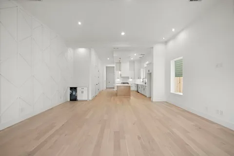 $759,900 | 815 West 18th Street, Houston, TX 77008