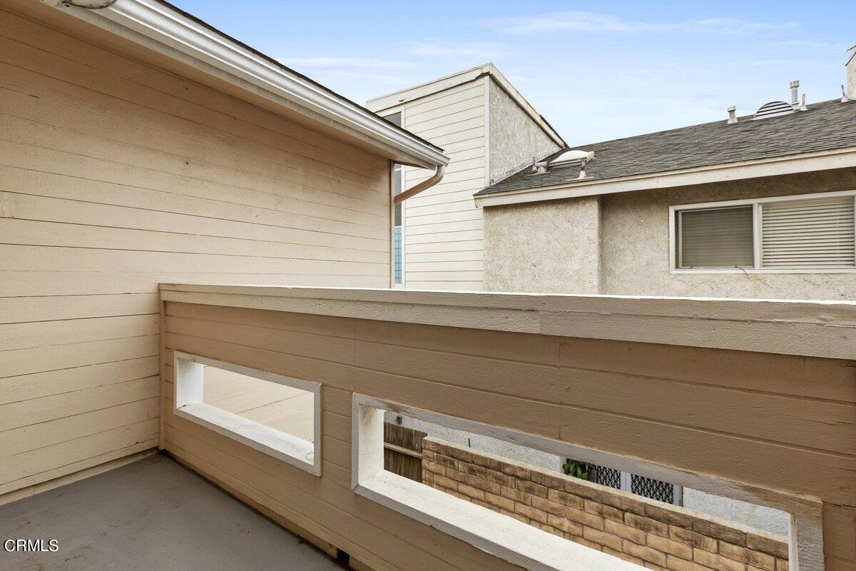 5024 West Wooley Road Oxnard, CA 93035 - Photo 24 of 33 a view of a house with a large window