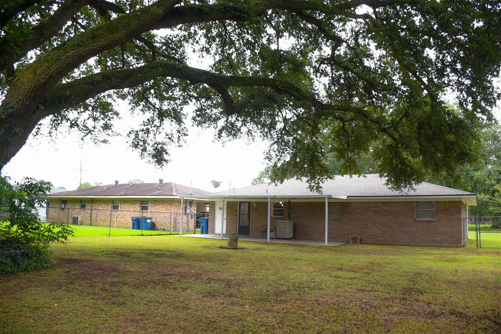 722 East Division Street Jennings, LA 70546 - Photo 39 of 45