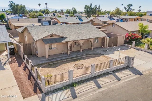 a view of a house with sitting area