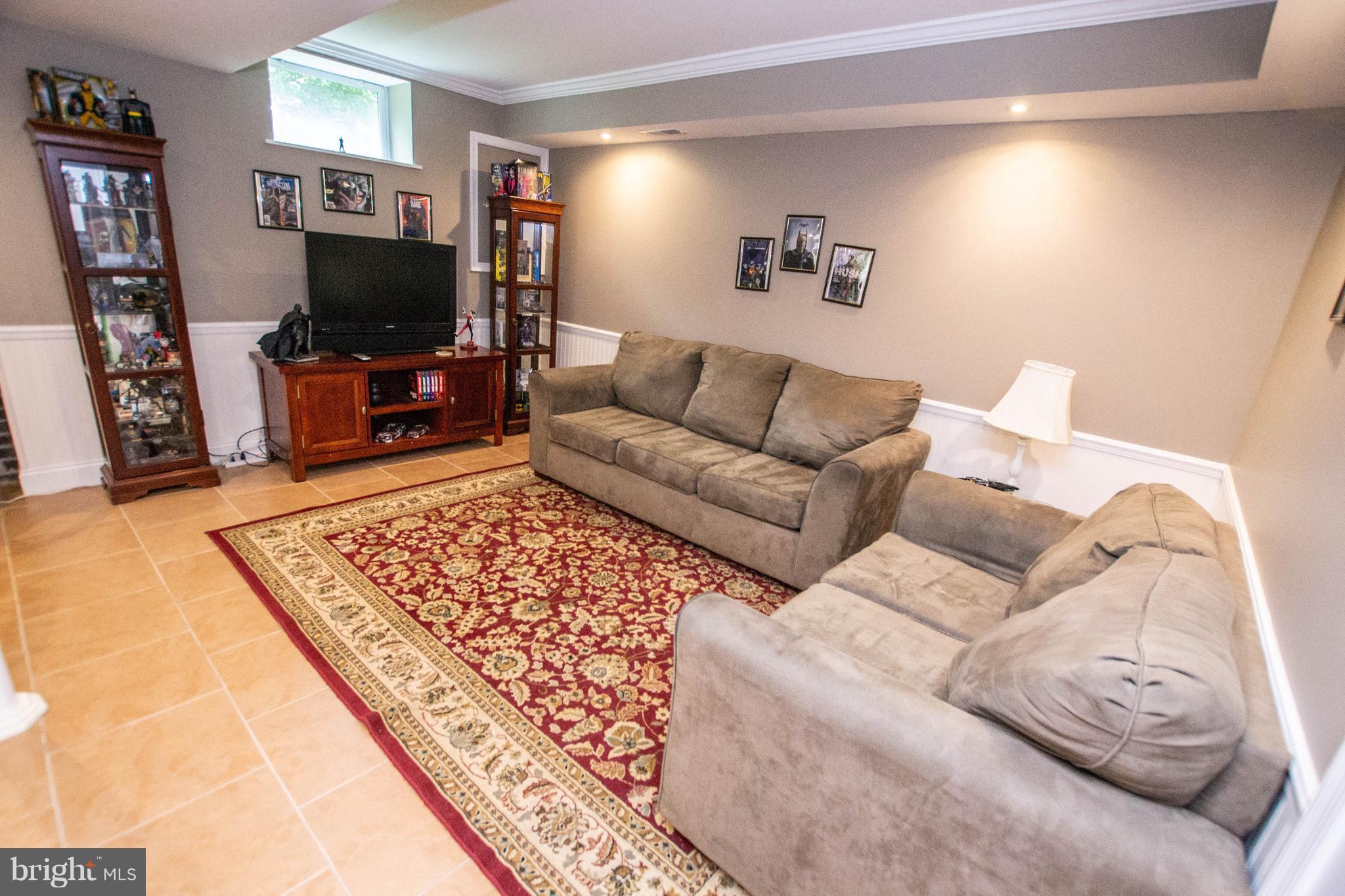 2006 Ridge Road Westminster, MD 21157 - Photo 22 of 30 Family Room