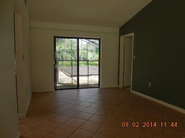 8240 Hidden Pines Road Fort Pierce, FL 34945 - Photo 5 of 14 Dining Area