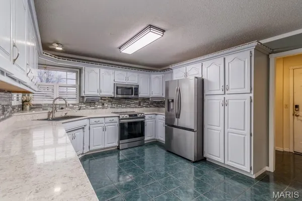 $298,000 | 2100 Lilly Street, Lebanon, MO 65536