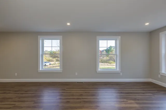 $599,900 | 527 NW Road, Canterbury, NH 03224