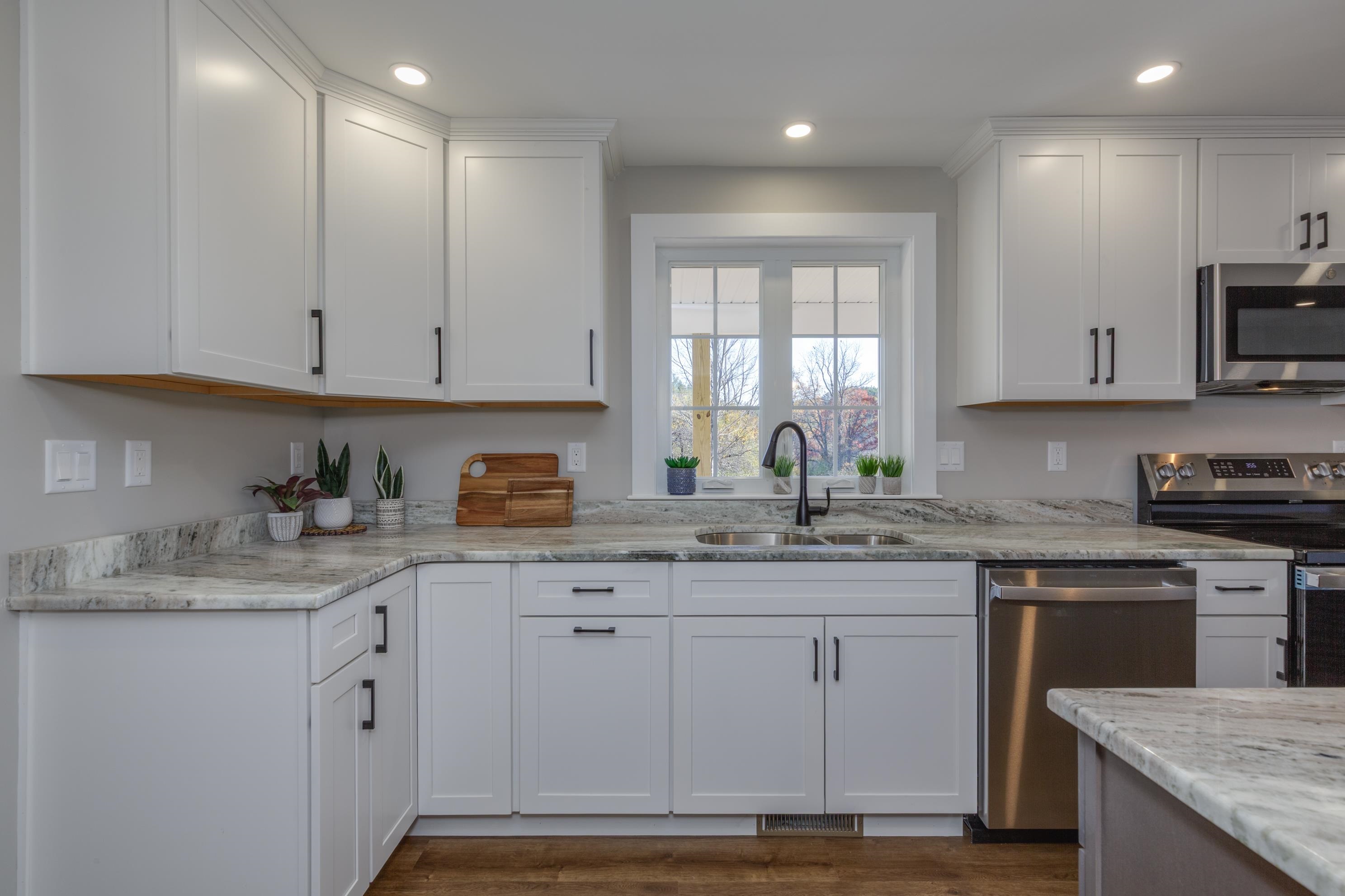 527 NW Road Canterbury, NH 03224 - Photo 2 of 34