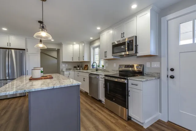 $599,900 | 527 NW Road, Canterbury, NH 03224