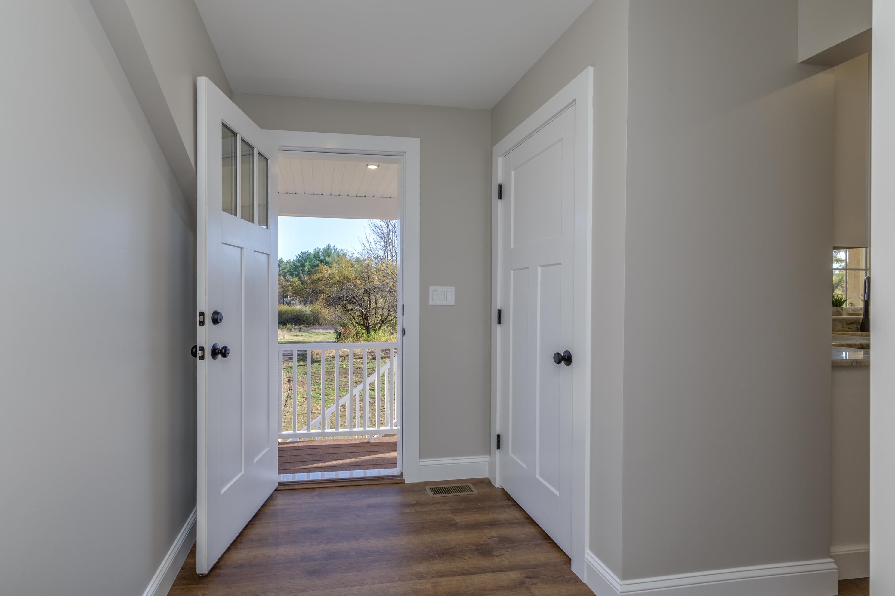 527 NW Road Canterbury, NH 03224 - Photo 10 of 34