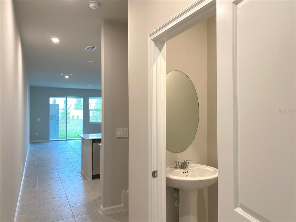 8850 Ginko Run Parrish, FL 34219 - Photo 3 of 30