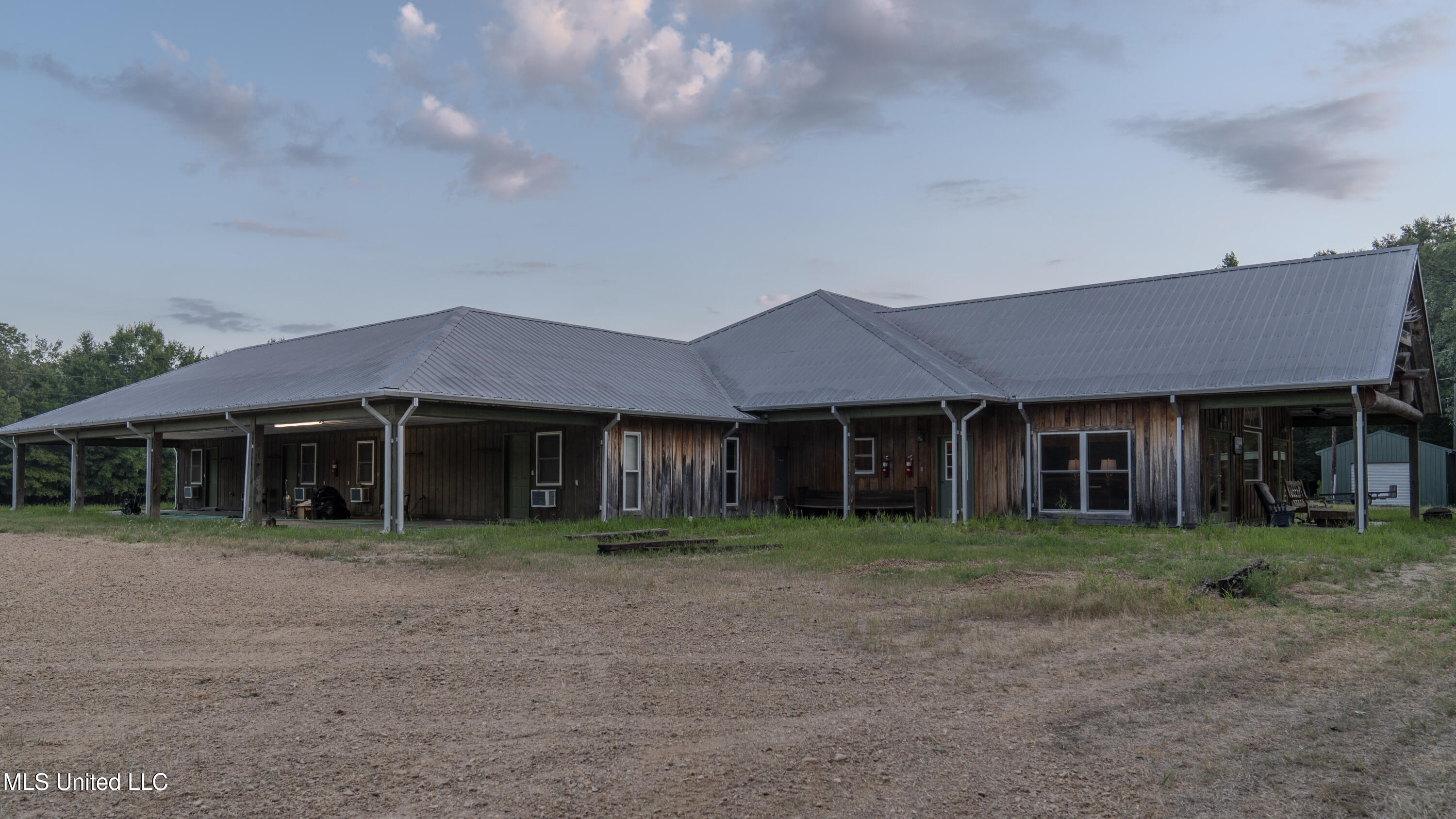 533 County Road Sidon, MS 38954 - Photo 32 of 67 DIXIE BRAKE-PHOTOS-094