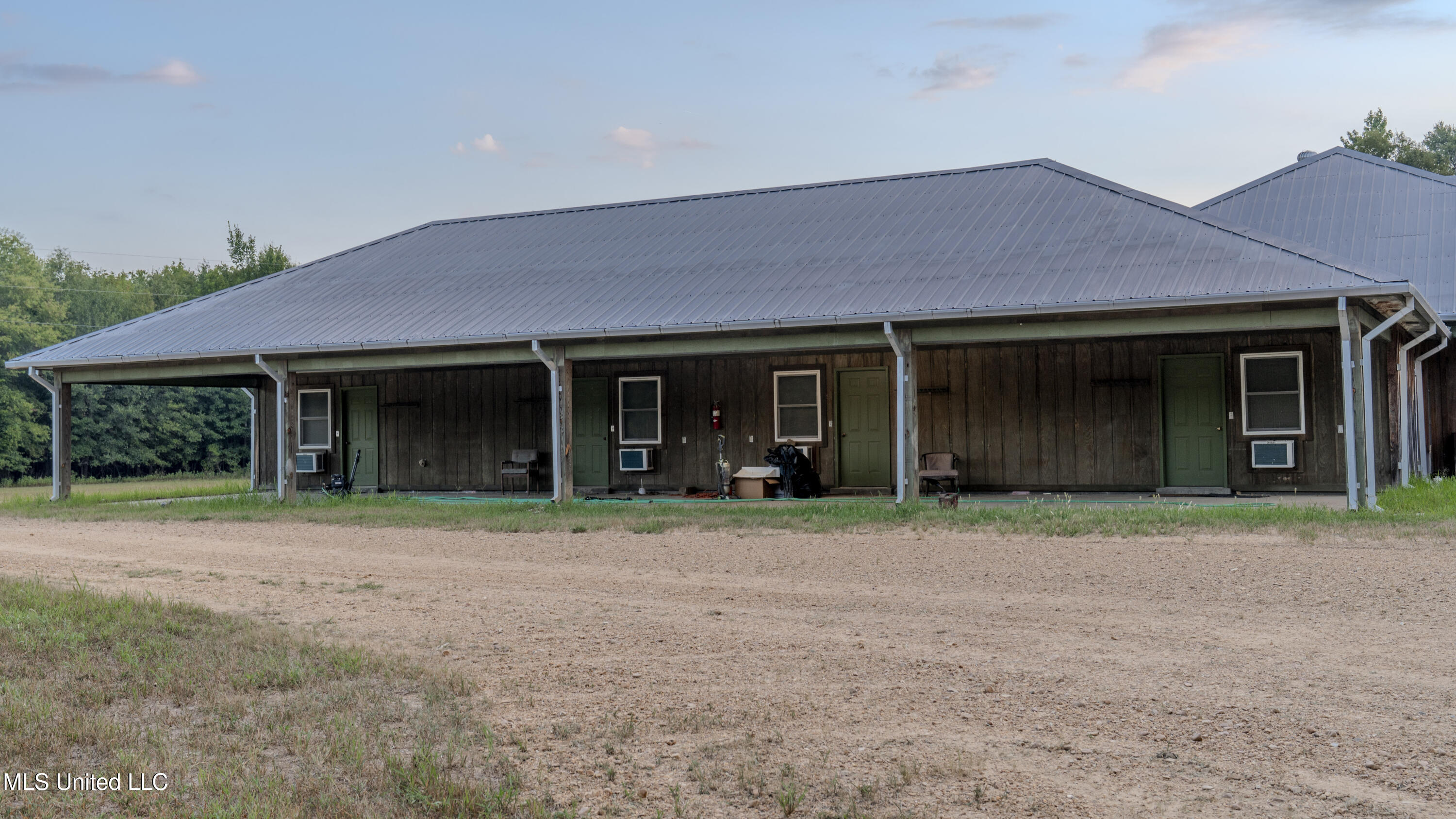 533 County Road Sidon, MS 38954 - Photo 37 of 67 DIXIE BRAKE-PHOTOS-098