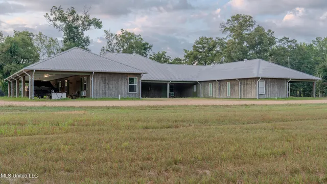 $6,900,000 | 533 County Road, Sidon, MS 38954