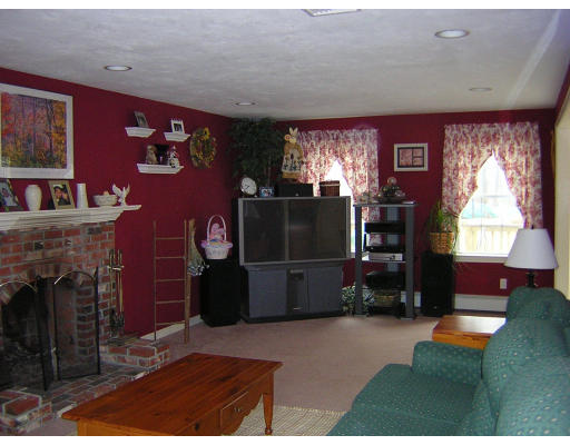 50 Ridgewood Road Worcester, MA 01606 - Photo 3 of 8 Gallery Image 3