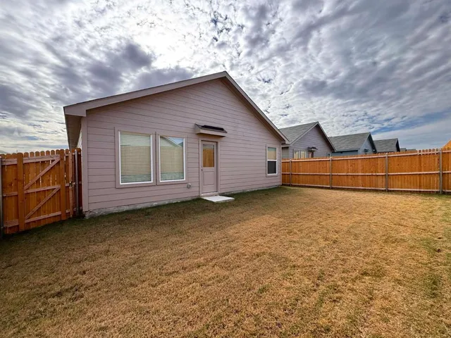 $1,799 | 1033 Raintree Road, Princeton, TX 75407