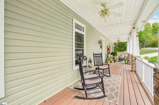 $725,000 | 813 Beech Tree Place, Hendersonville, NC 28792