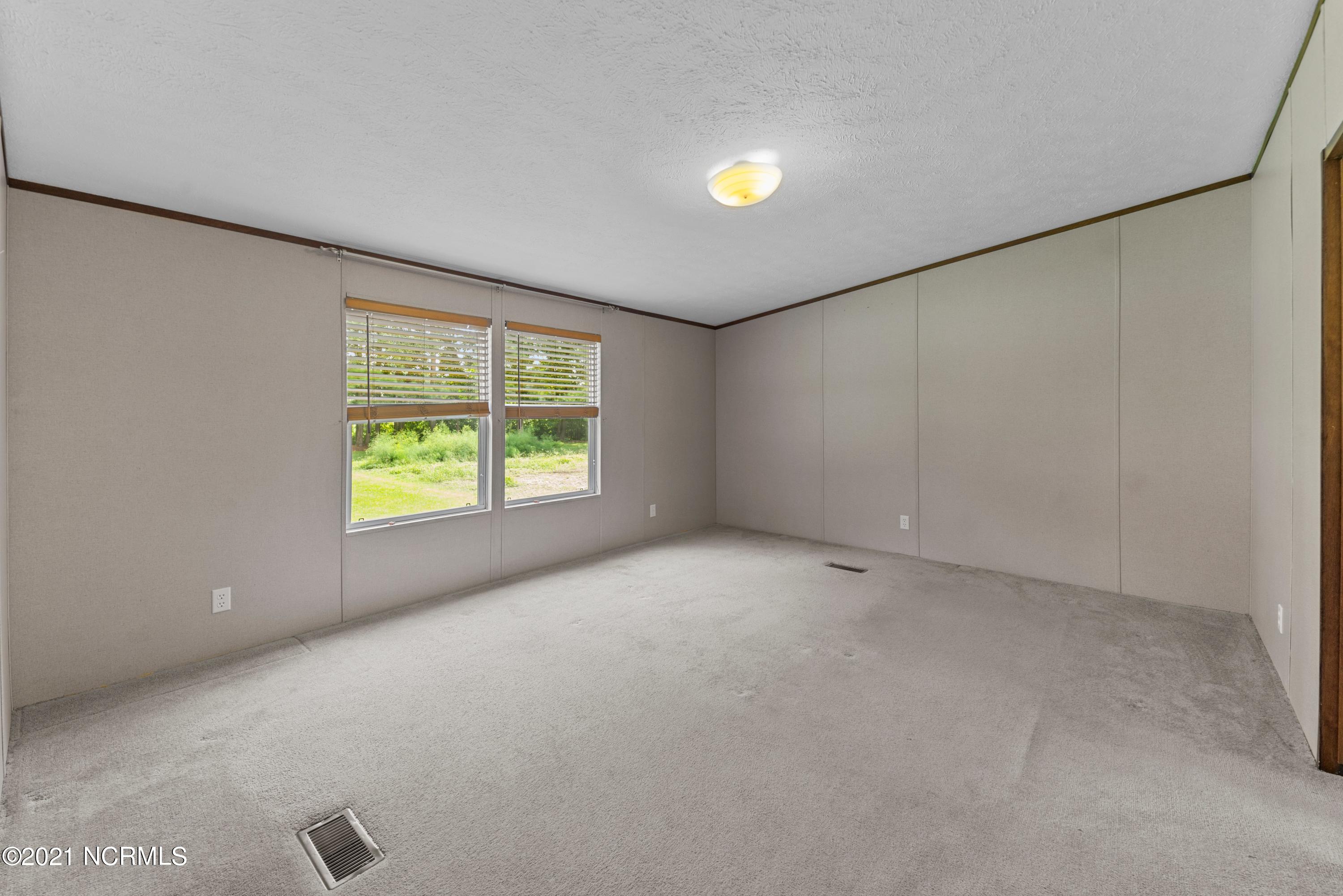 480 Pike Road Pantego, NC 27860 - Photo 28 of 40 16-print-COX_0961
