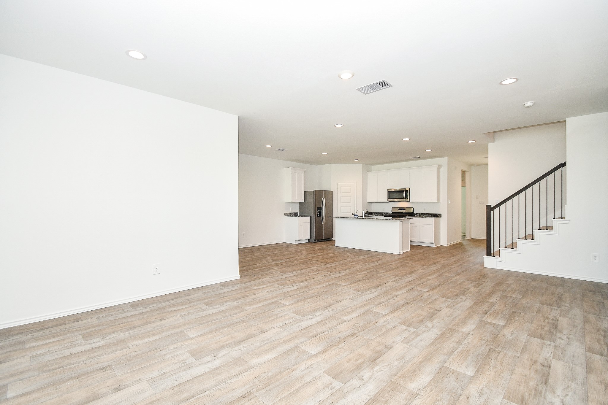 2720 Bryan Grv Lane Rosenberg, TX 77469 - Photo 7 of 32