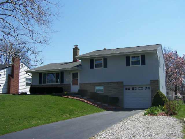 2713 Cranford Road Columbus, OH 43221 - Photo 3 of 5