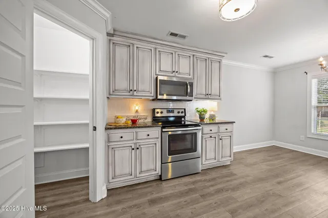 $337,000 | 603 Brookfield Drive, Winterville, NC 28590