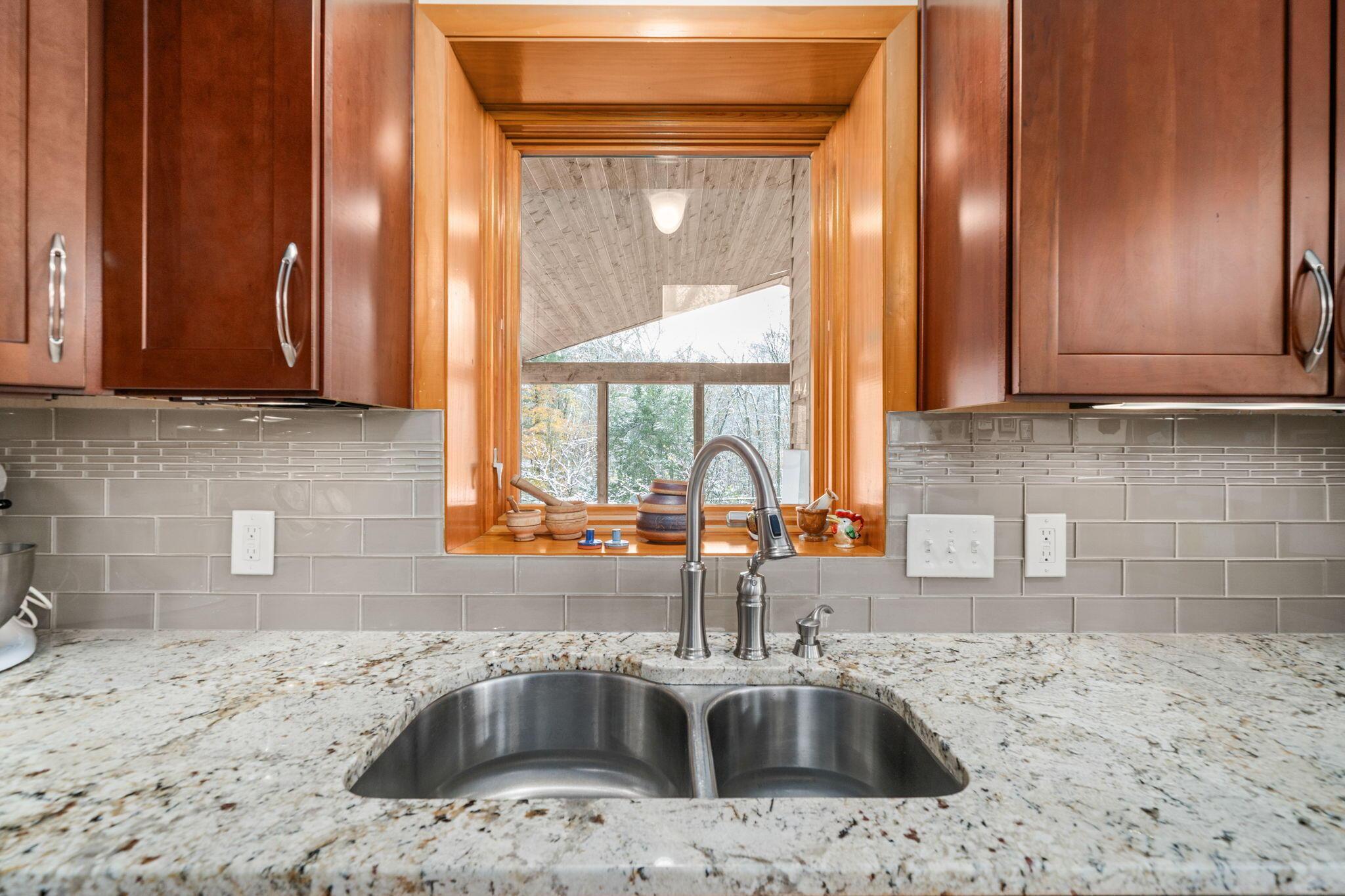 375 Home Road Delaware, OH 43015 - Photo 25 of 97 Kitchen