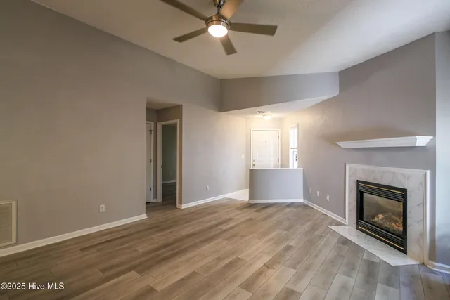 $1,395 | 2597 Thackery Road, Unit G, Greenville, NC 27858