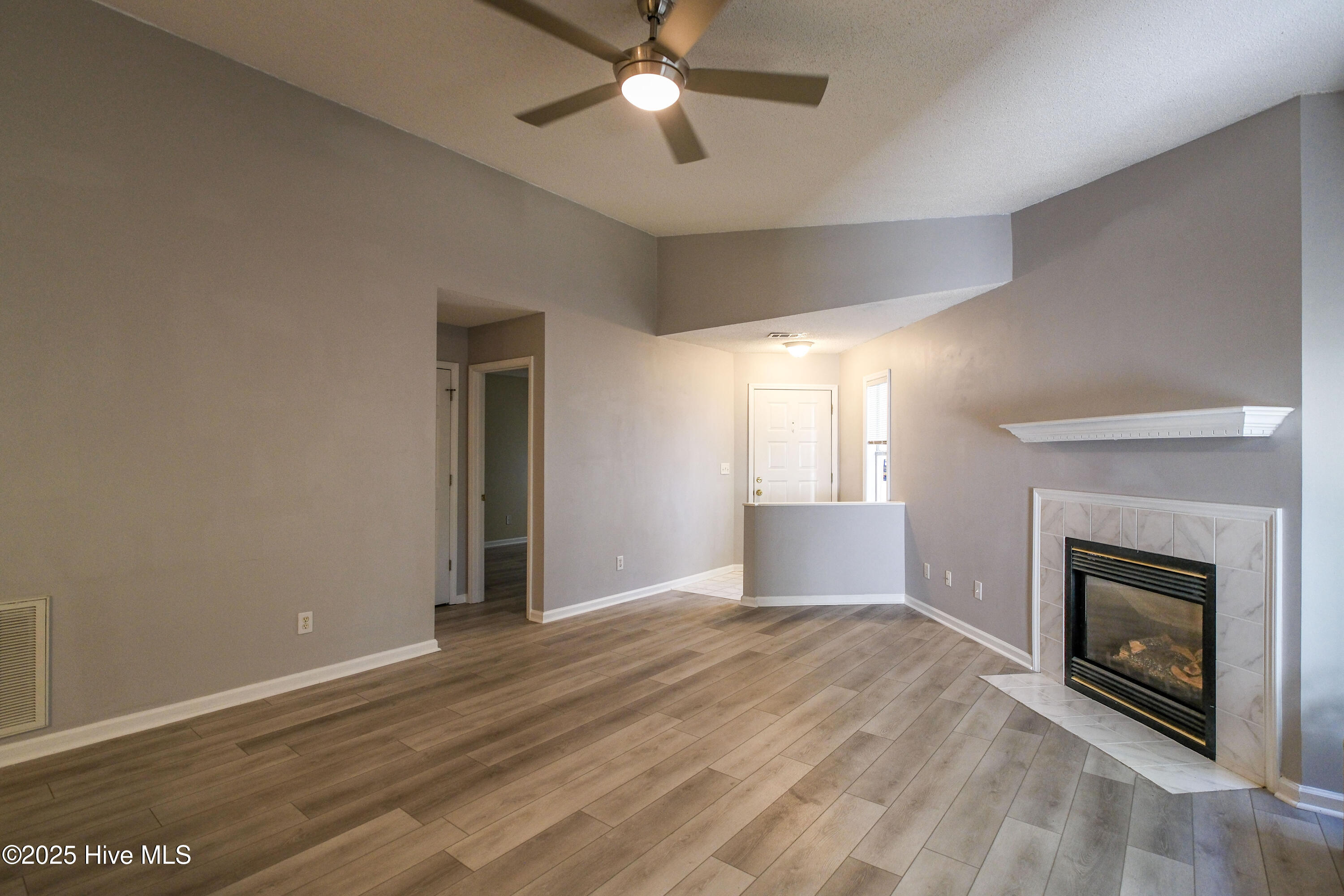 2597 Thackery Road, Unit G Greenville, NC 27858 - Photo 14 of 25 DSCF3817