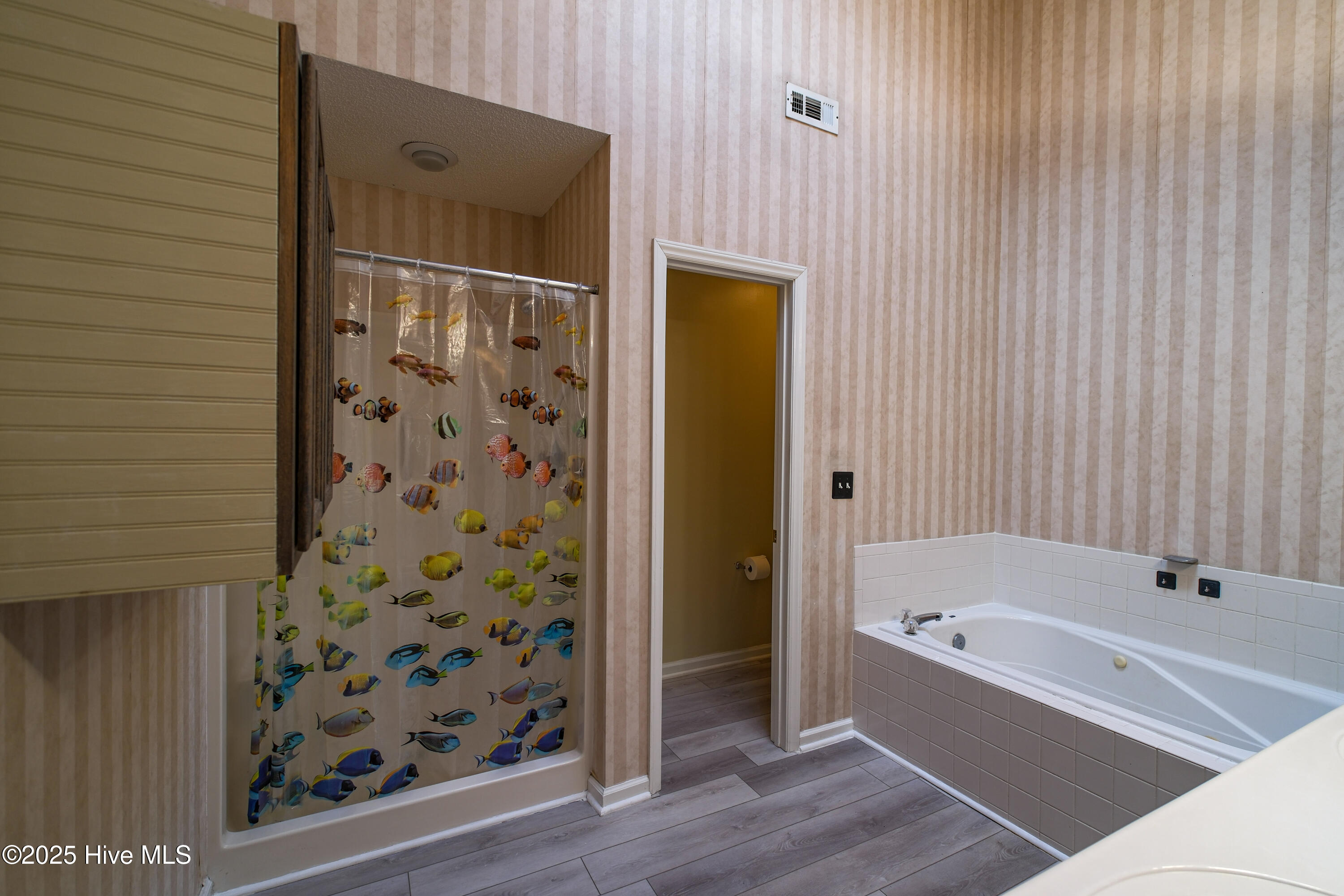 2597 Thackery Road, Unit G Greenville, NC 27858 - Photo 6 of 25 DSCF3799