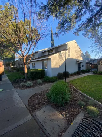 $385,000 | 345 Eldridge Avenue, Vacaville, CA 95688