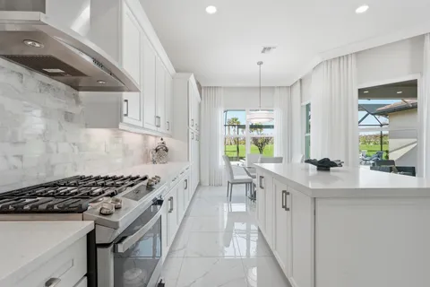 $1,059,000 | 11968 Southwest Whitewater Falls Court, Port St. Lucie, FL 34987