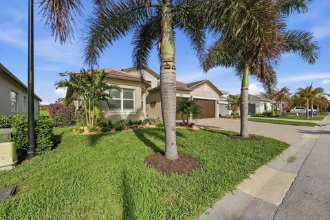 $1,059,000 | 11968 Southwest Whitewater Falls Court, Port St. Lucie, FL 34987