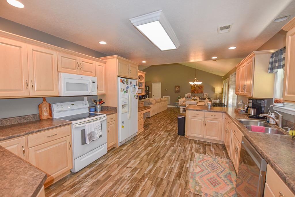 2275 Highway 184 Due West, SC 29639 - Photo 15 of 40