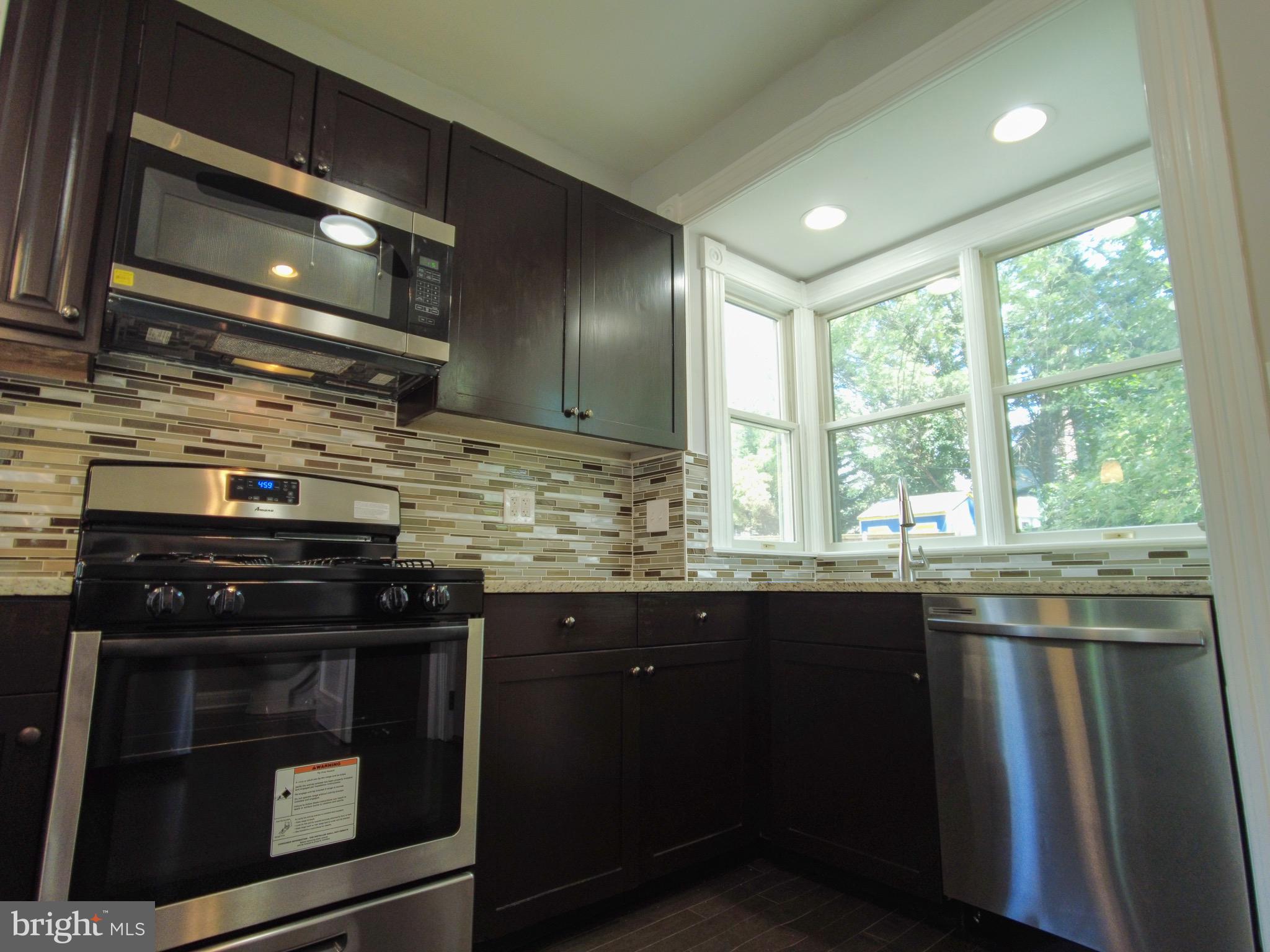 5311 Tramore Road Baltimore, MD 21214 - Photo 3 of 25