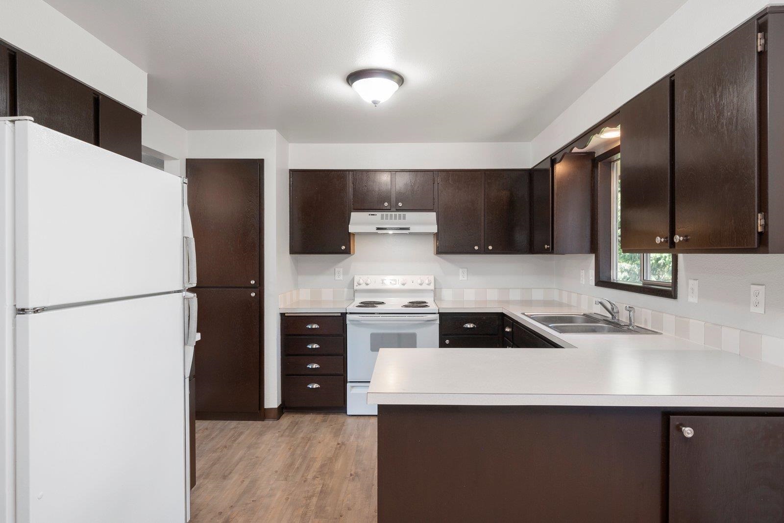 710 North Flora Road Spokane Valley, WA 99016 - Photo 4 of 26