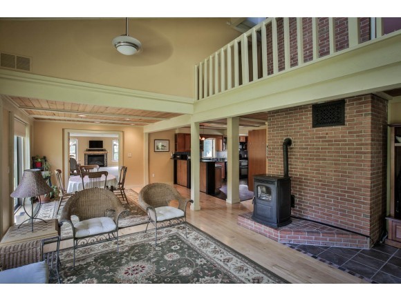 318 North Amherst Road Bedford, NH 03110 - Photo 1 of 1 Gallery Image 1