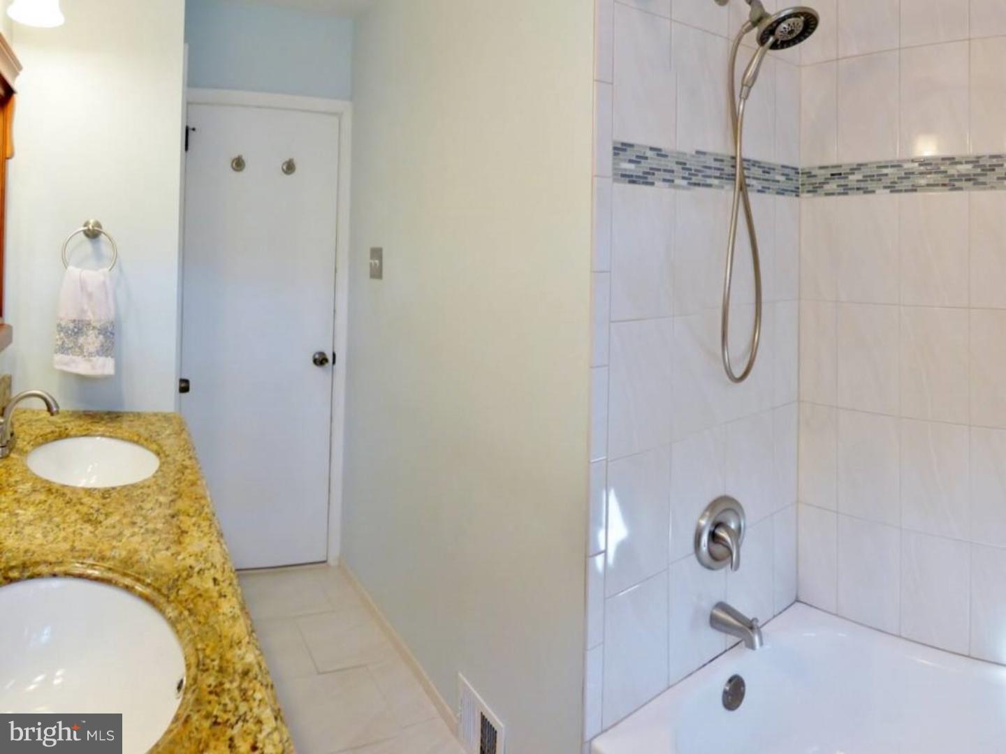 2011 Cross Road Glenside, PA 19038 - Photo 15 of 25 Gallery Image 15