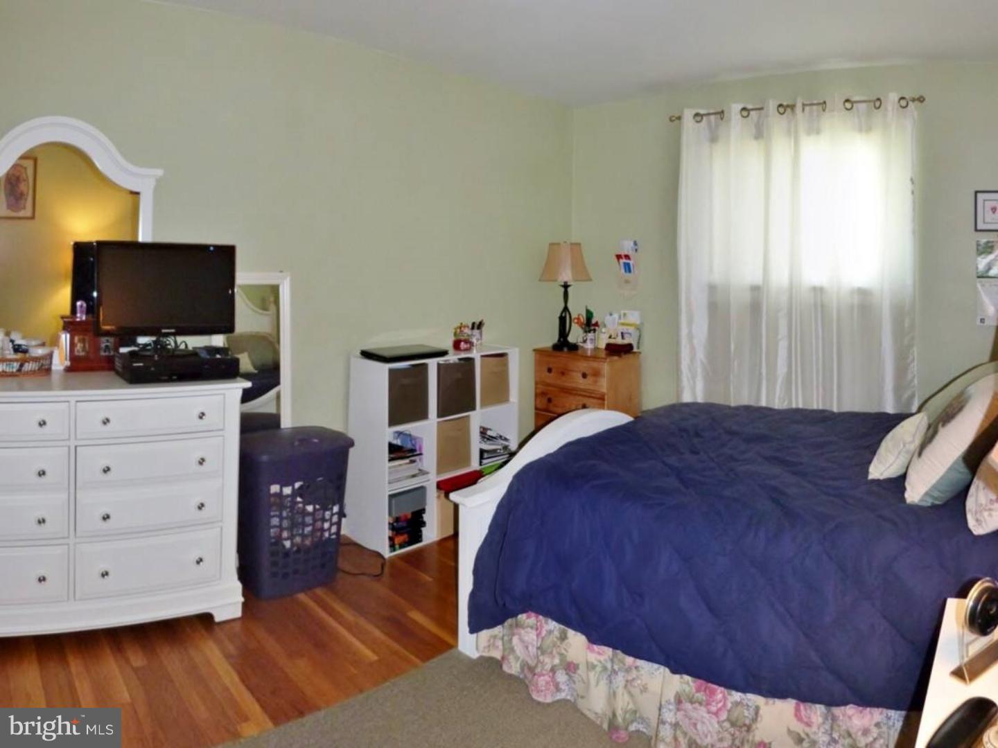 2011 Cross Road Glenside, PA 19038 - Photo 19 of 25 Gallery Image 19