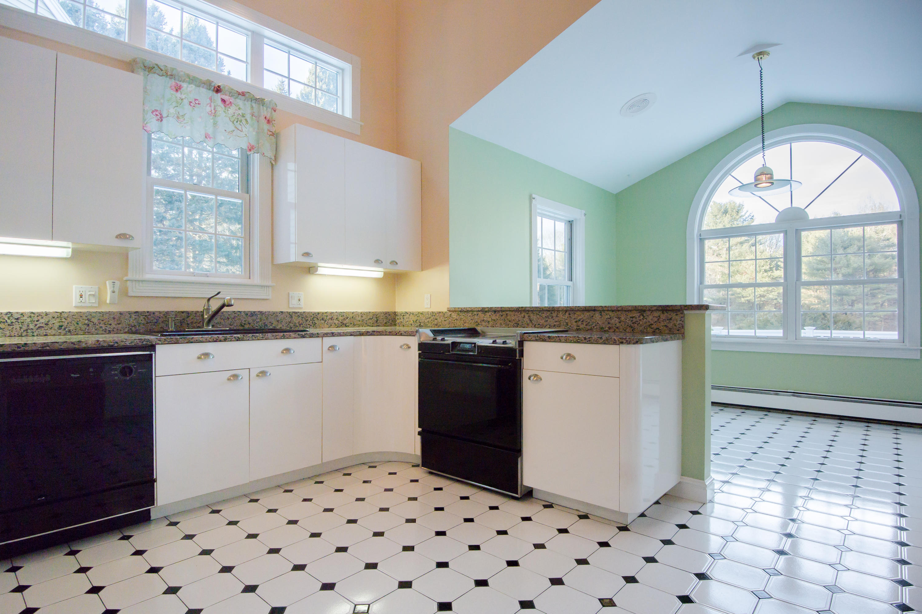 288 Ferry Road Saco, ME 04072 - Photo 25 of 59 21