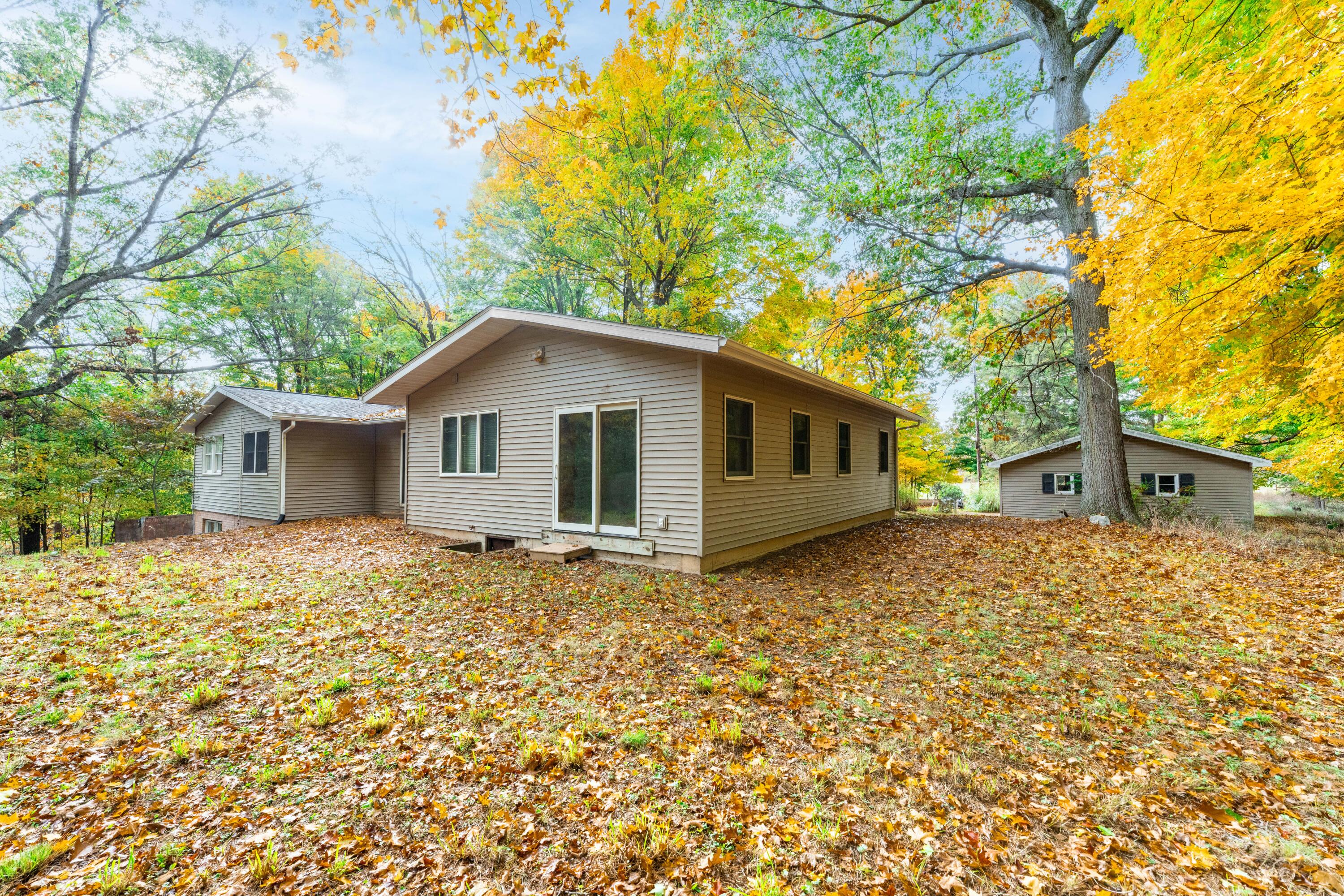 14086 Kane Road Plainwell, MI 49080 - Photo 53 of 58 DSC09117-Edit