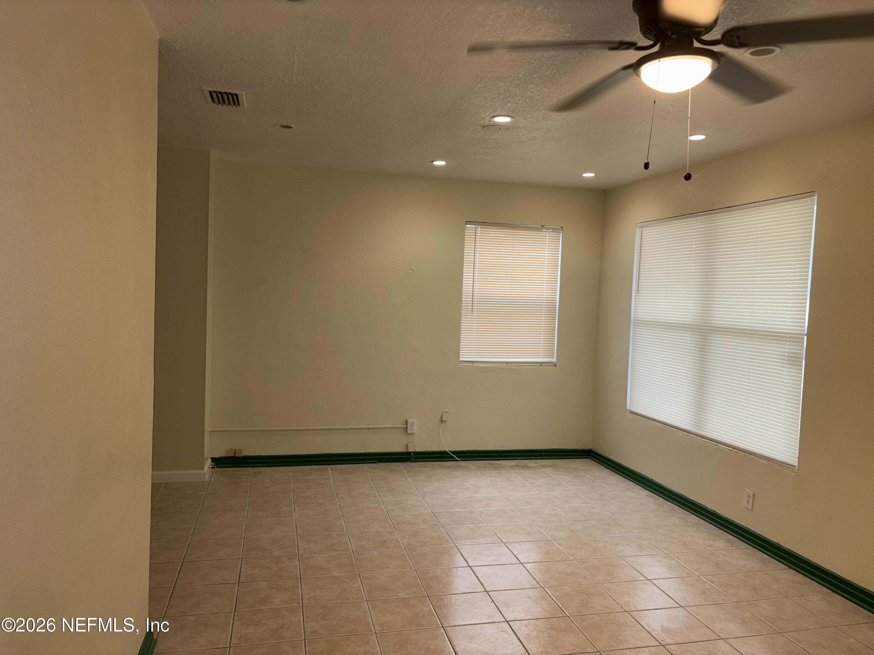 2344 Rogero Road Jacksonville, FL 32211 - Photo 5 of 26 Living room 100926
