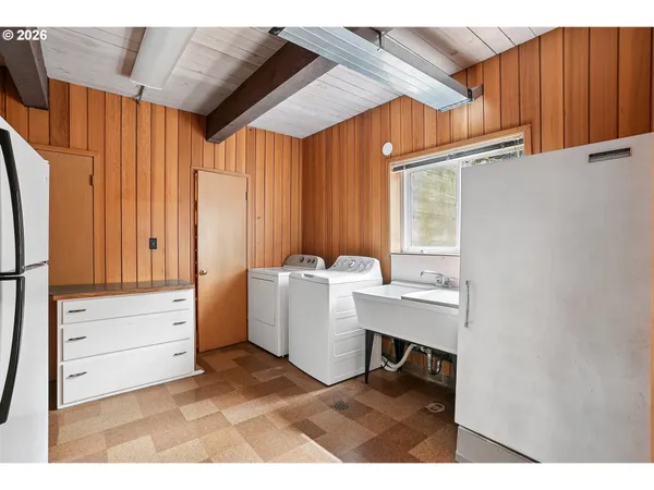 $999,000 | 4381 Shoreline Drive North, Keizer, OR 97303