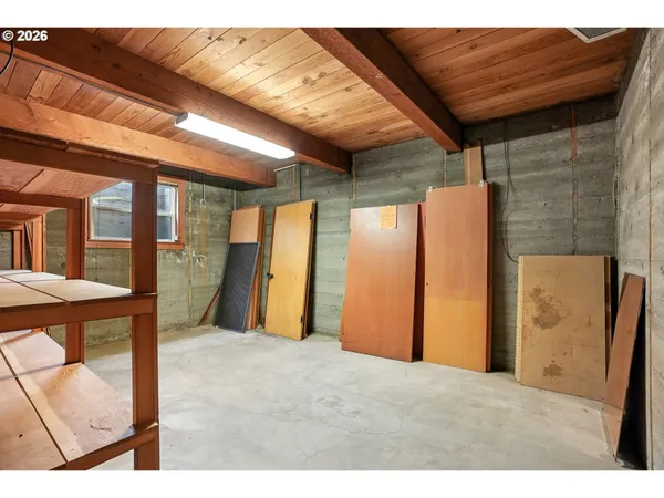 $999,000 | 4381 Shoreline Drive North, Keizer, OR 97303