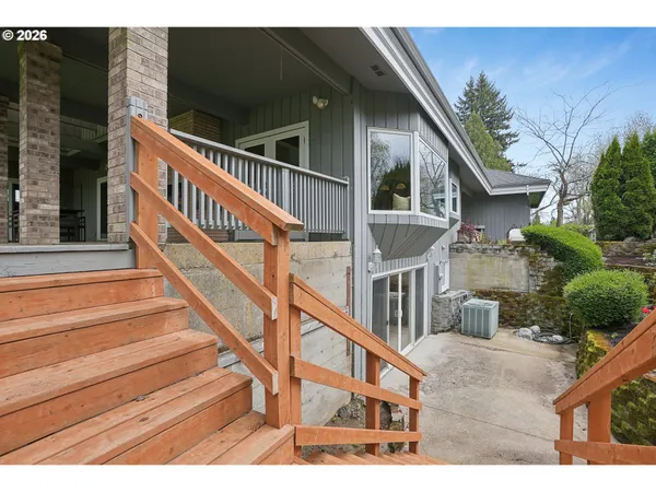 $999,000 | 4381 Shoreline Drive North, Keizer, OR 97303