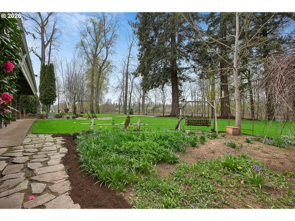 $999,000 | 4381 Shoreline Drive North, Keizer, OR 97303