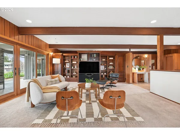 $999,000 | 4381 Shoreline Drive North, Keizer, OR 97303