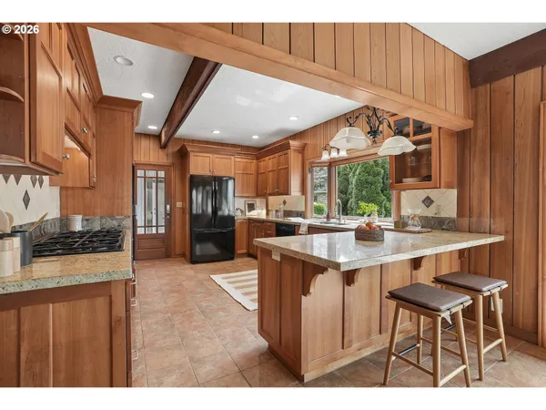 $999,000 | 4381 Shoreline Drive North, Keizer, OR 97303