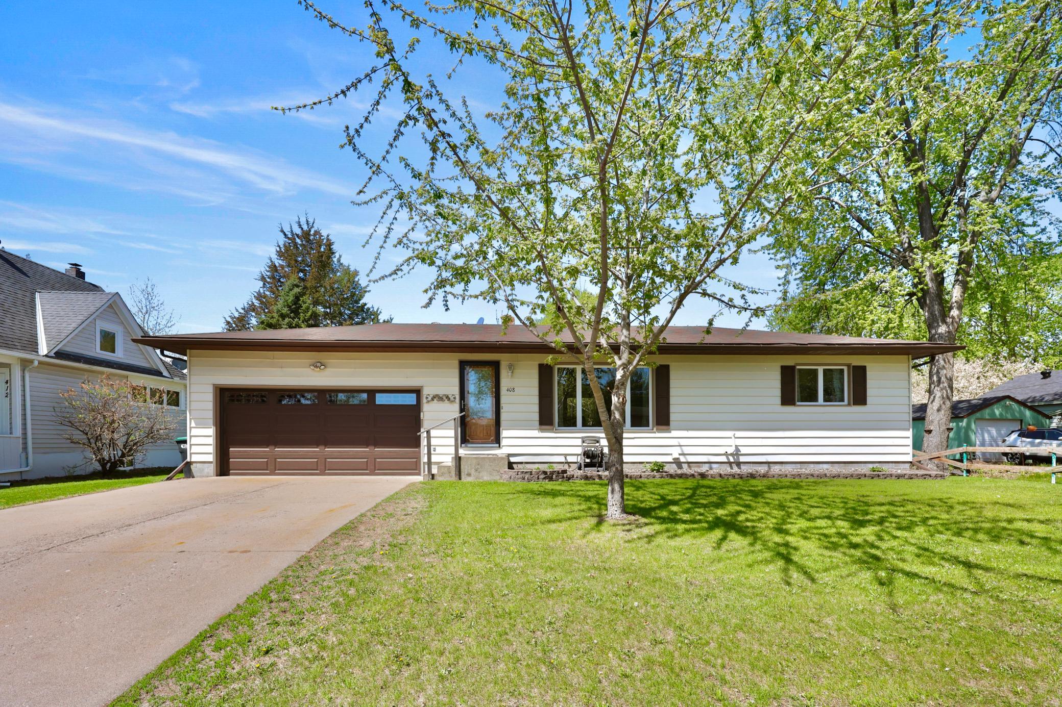 408 4th Street Southwest Little Falls, MN 56345 - Photo 2 of 33