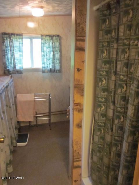 110-111 Dorys Road Dingmans Ferry, PA 18328 - Photo 22 of 41