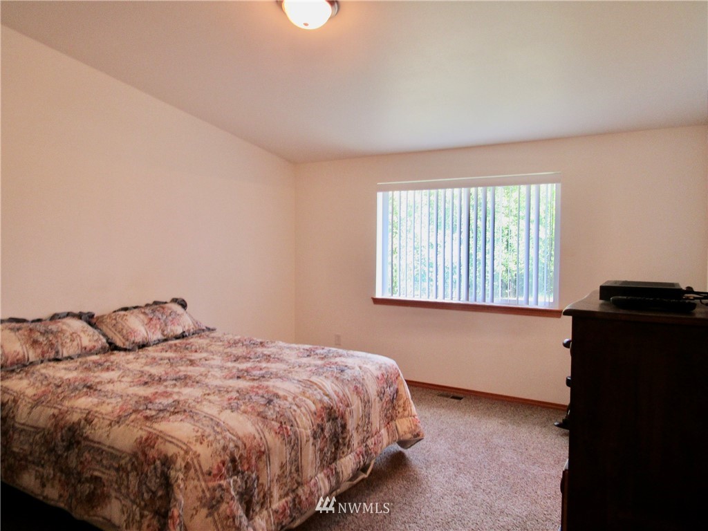243 Umiker Road Castle Rock, WA 98611 - Photo 12 of 20 Gallery Image 12