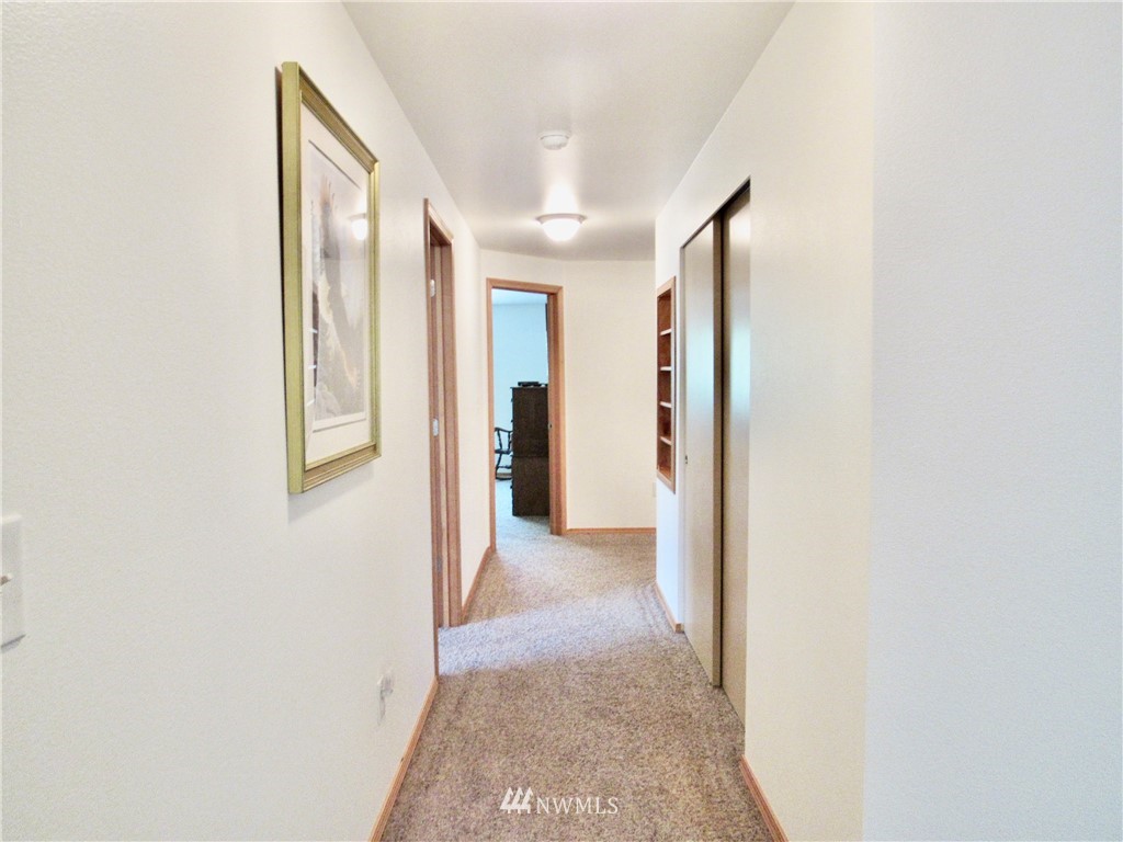 243 Umiker Road Castle Rock, WA 98611 - Photo 14 of 20 Gallery Image 14