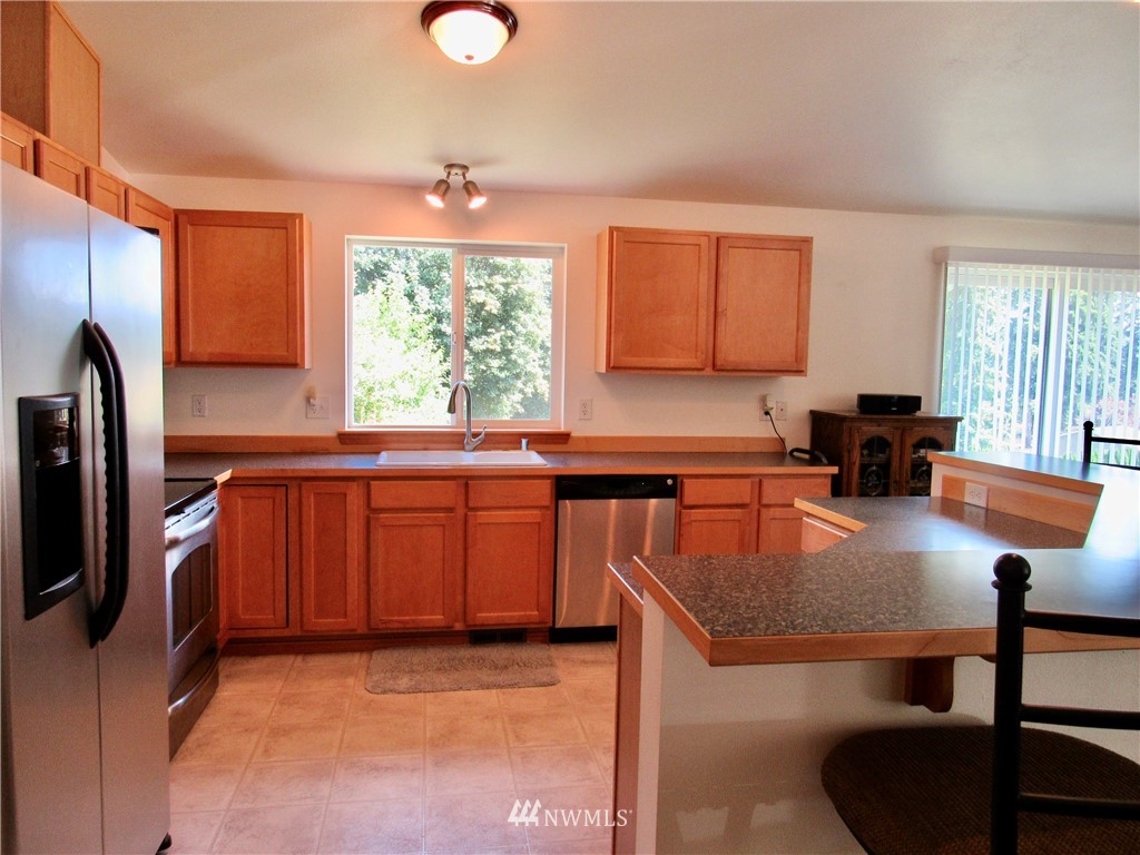 243 Umiker Road Castle Rock, WA 98611 - Photo 9 of 20 Gallery Image 9